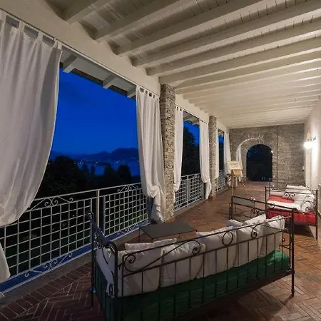 Sleeps 10 Pool Air Con Wifi Villa Baveno