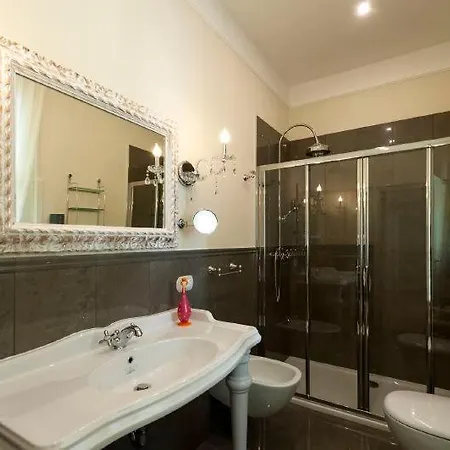 Sleeps 10 Pool Air Con Wifi